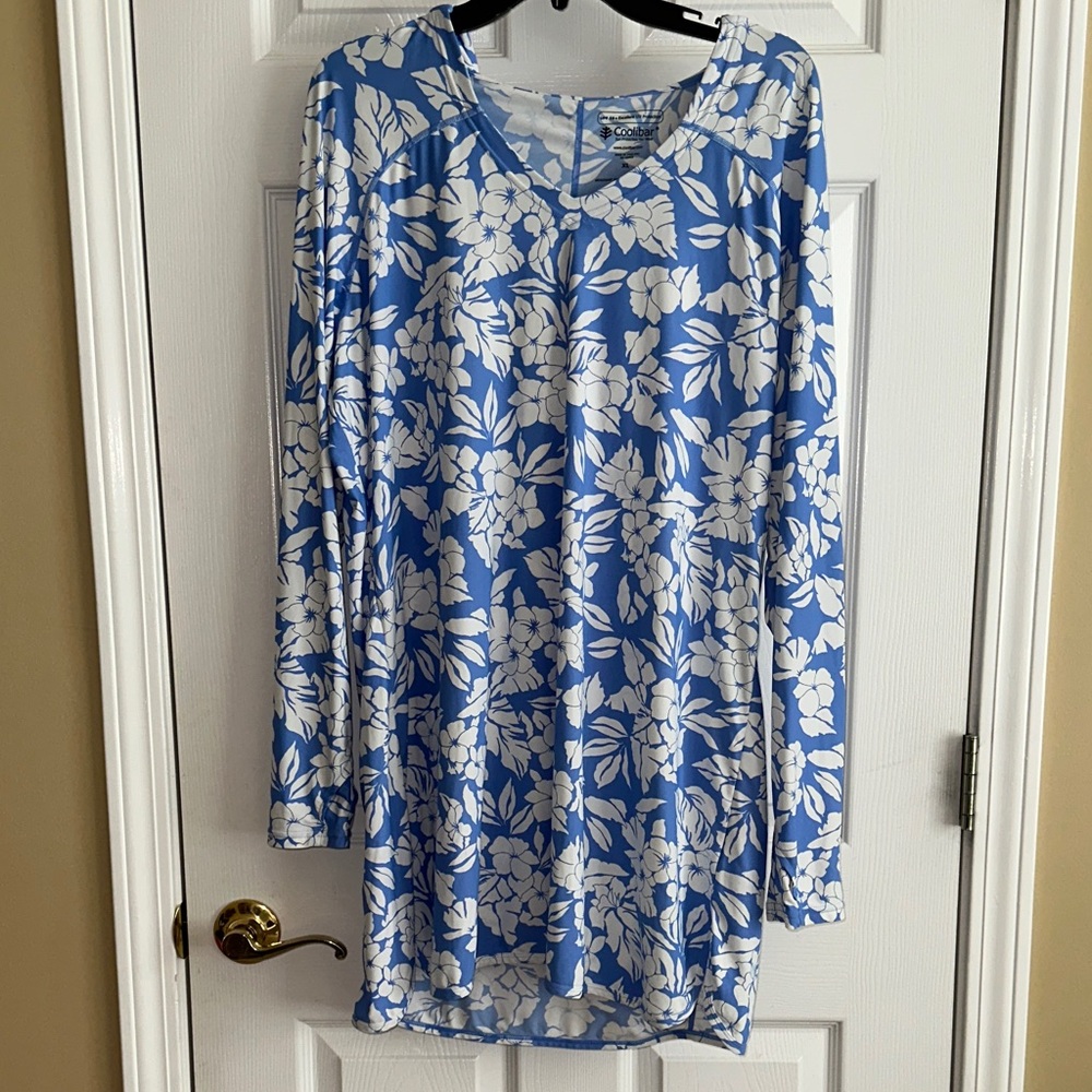 Coolibar Blue and White women’s swim cover  50+UPF